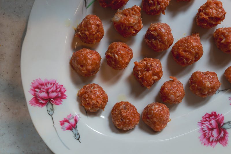 Meatballs with marinara dipping sauce